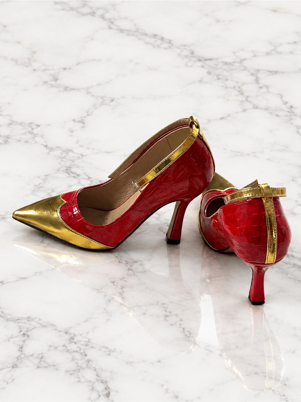 Red and Gold Pointed-Toe Women's Pumps